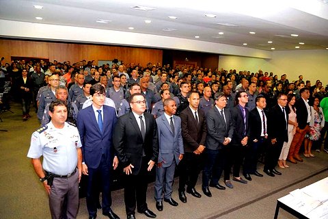 Maiores sessões solenes da história da câmara dos vereadores em homenagem à polí
